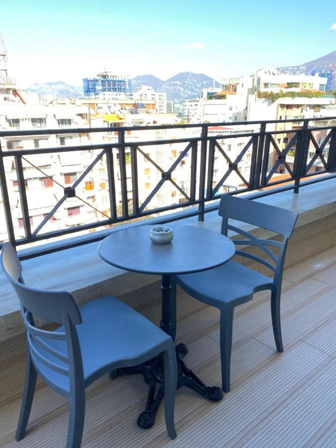 Deluxe Rooms In Blloku Area Тирана Экстерьер фото